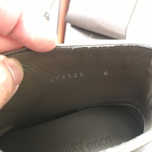 Louis Vuitton sneakers - Picture 8 of 8